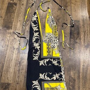 Fashion Nova Yellow and Black Backless Dress